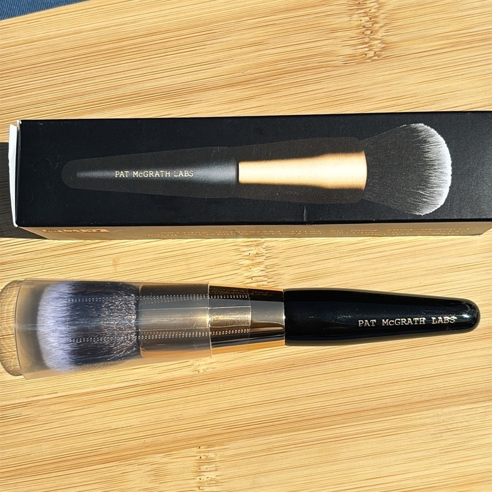Brand New Pat McGrath Labs Skin Fetish Sublime Perfection Foundation Brush Vegan